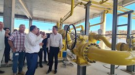שר האנרגיה והתשתיות אלי כהן לצד מנכ''ל נתג''ז שמואל תורג'מן, צילום: ללא
